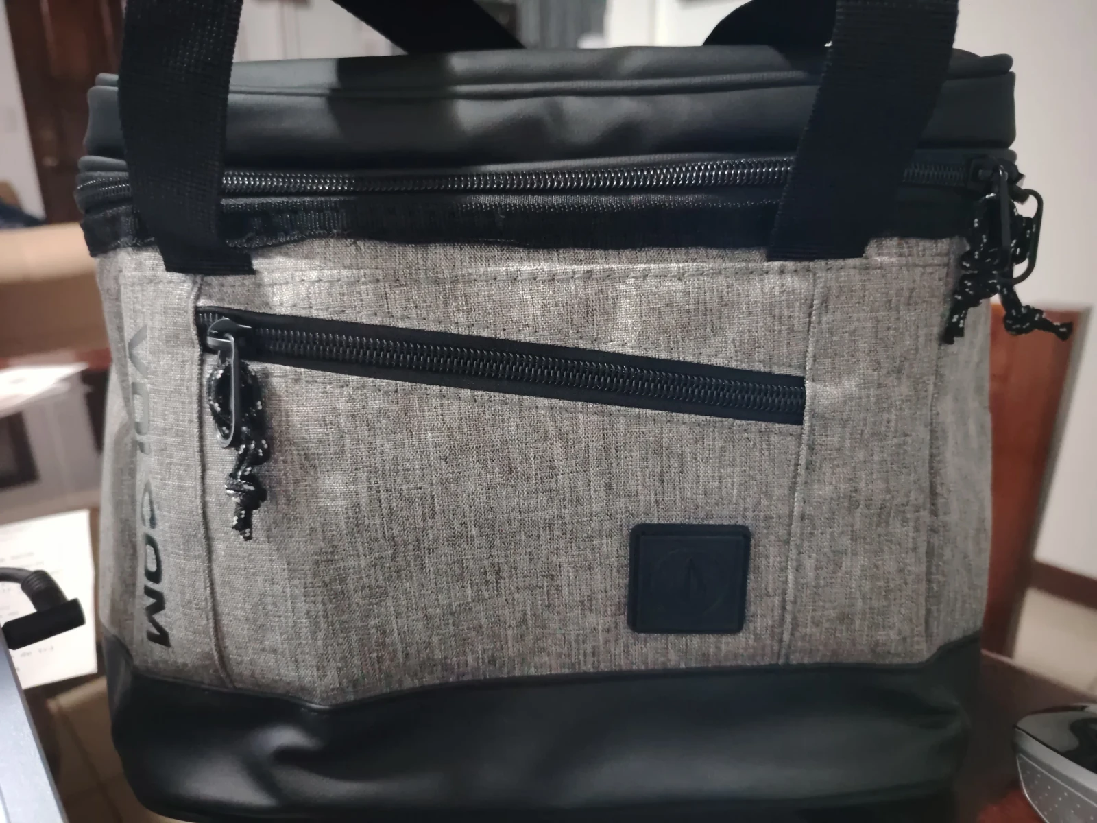 Lonchera Volcom