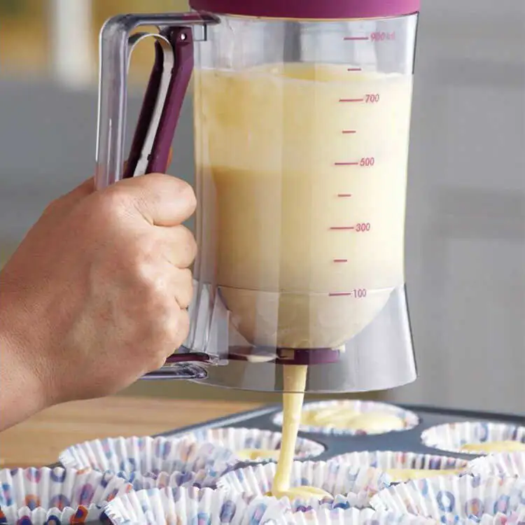 DISPENSADOR DE MEZCLA PARA PANCAKES 2
