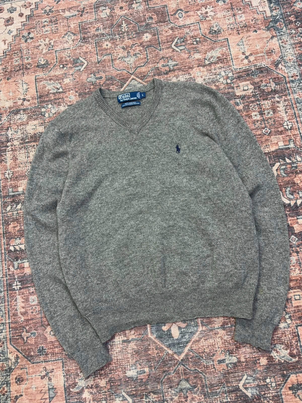 POLO RALPH LAUREN 100% LAMBSWOOL V-NECK SWEATER