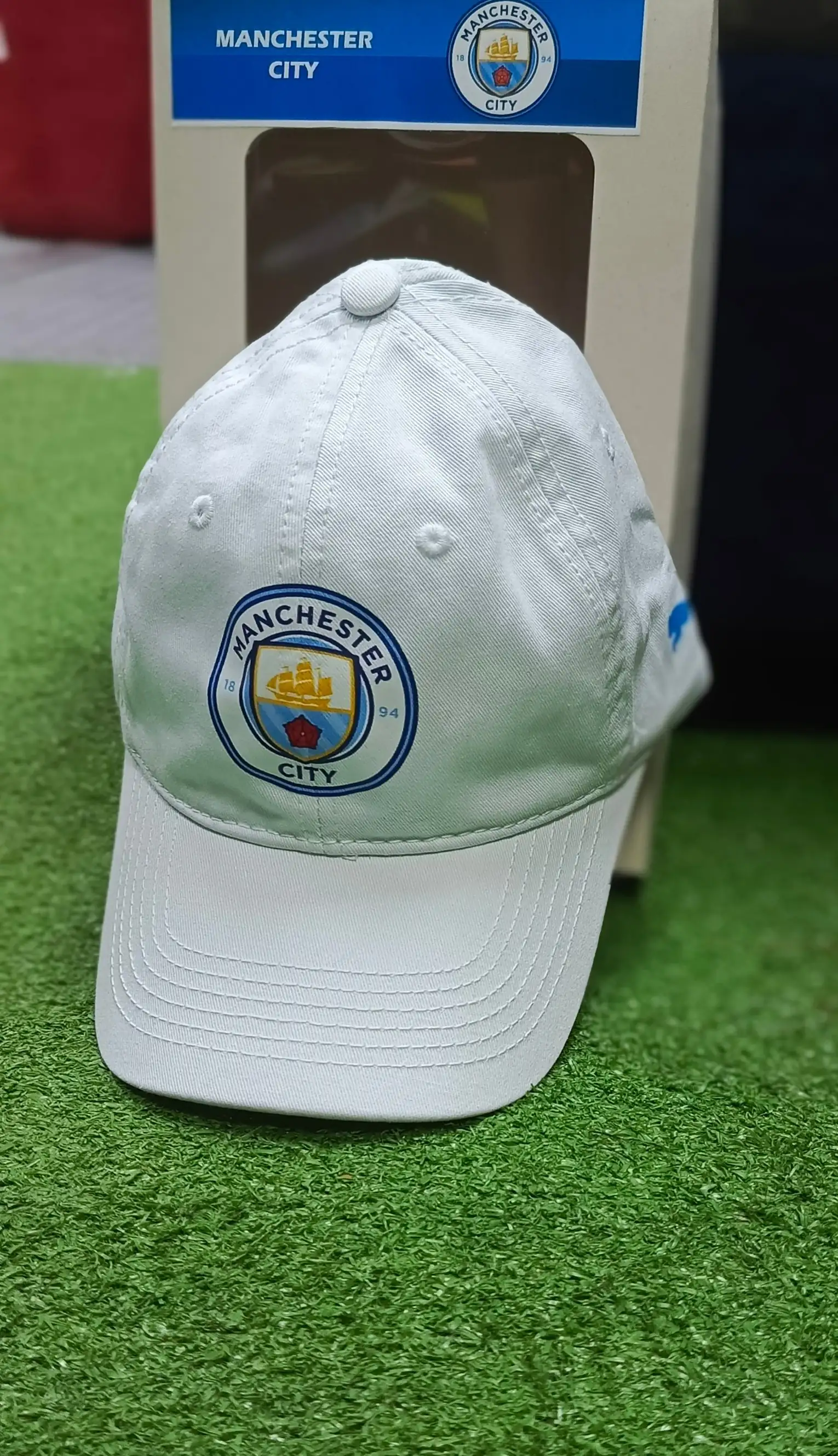 MANCHESTER CITY 4