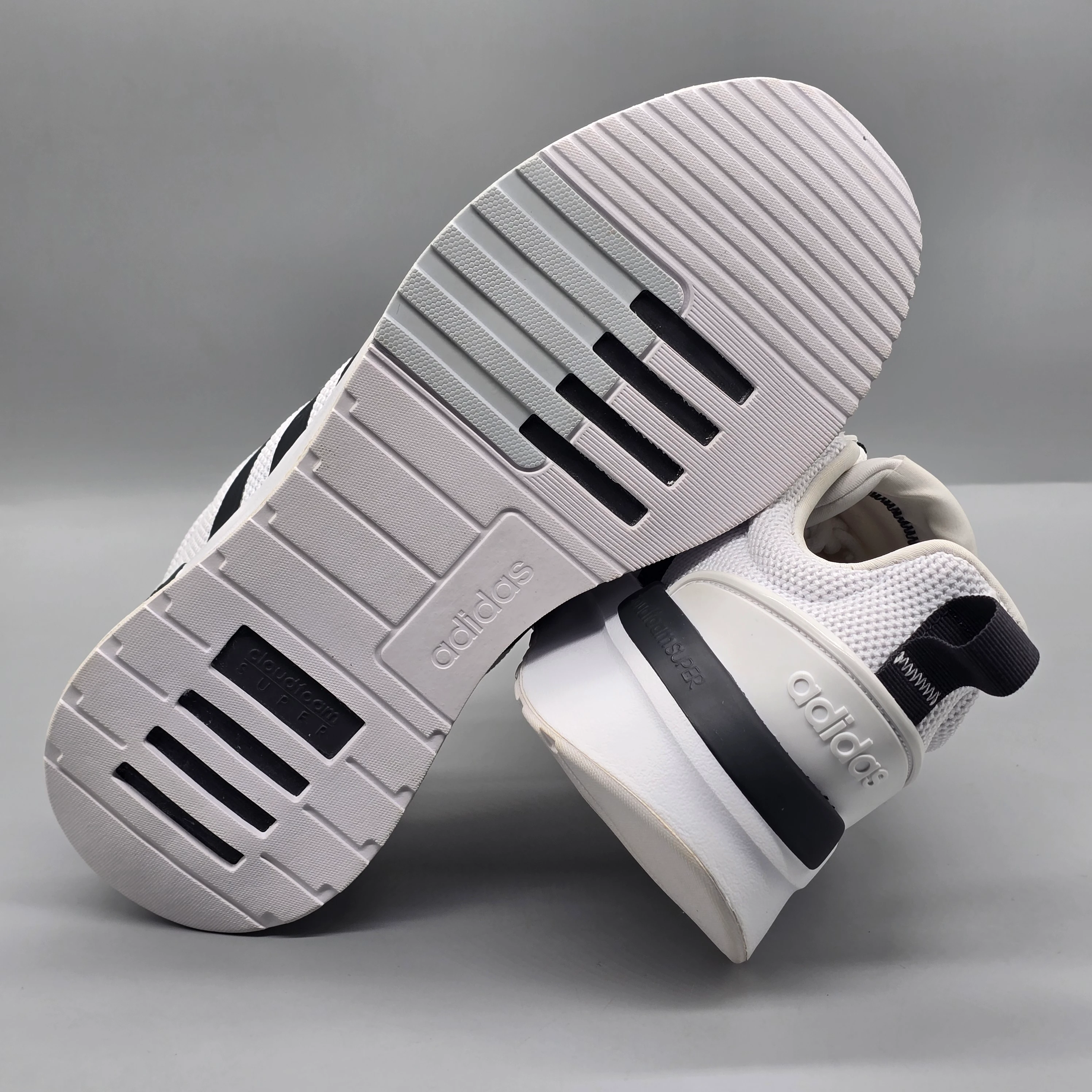 ADIDAS RACER TR21 10