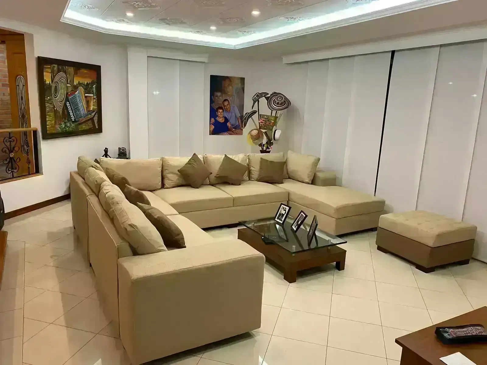 Sala en U Moderna