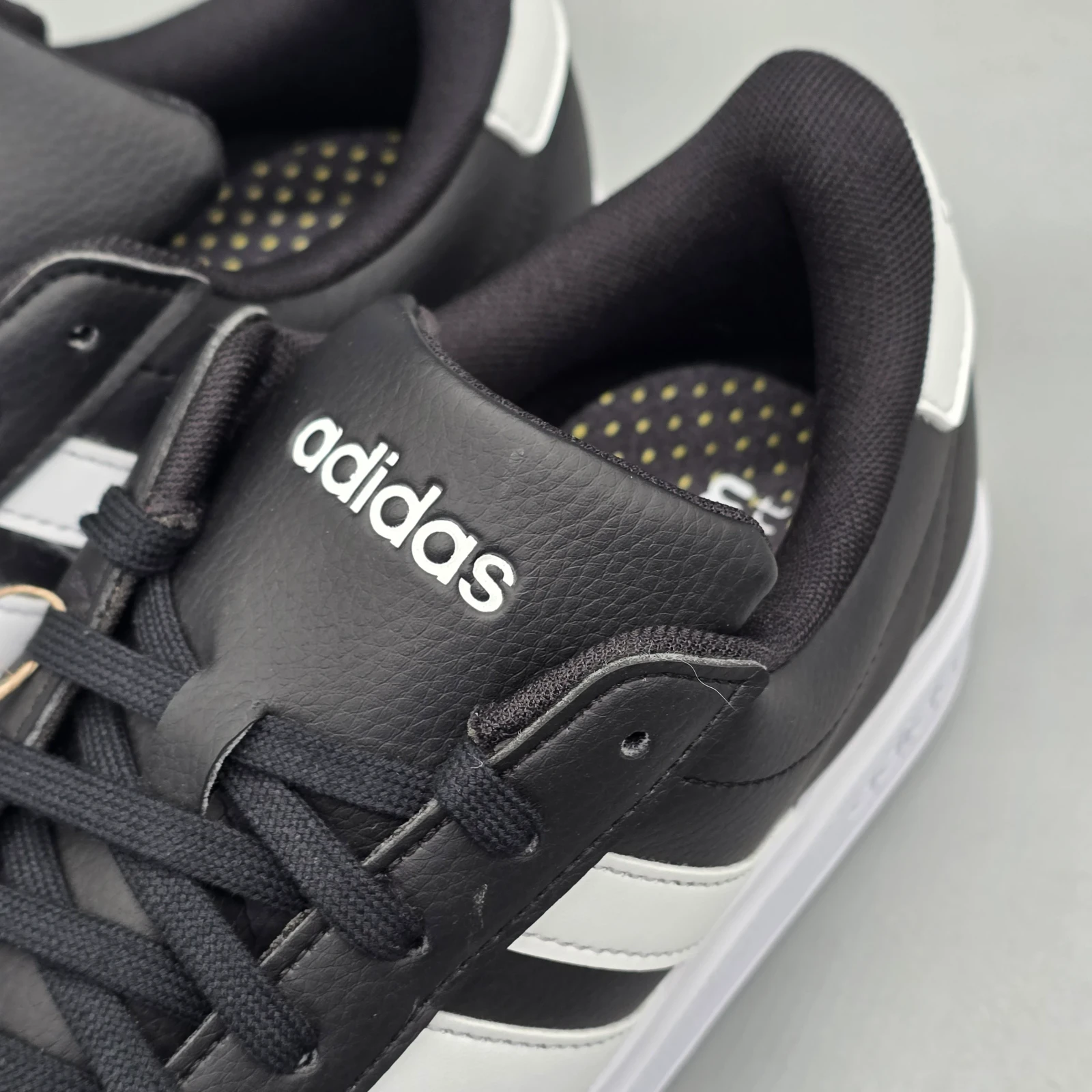 TENIS ADIDAS GRAND COURT 2.0 6