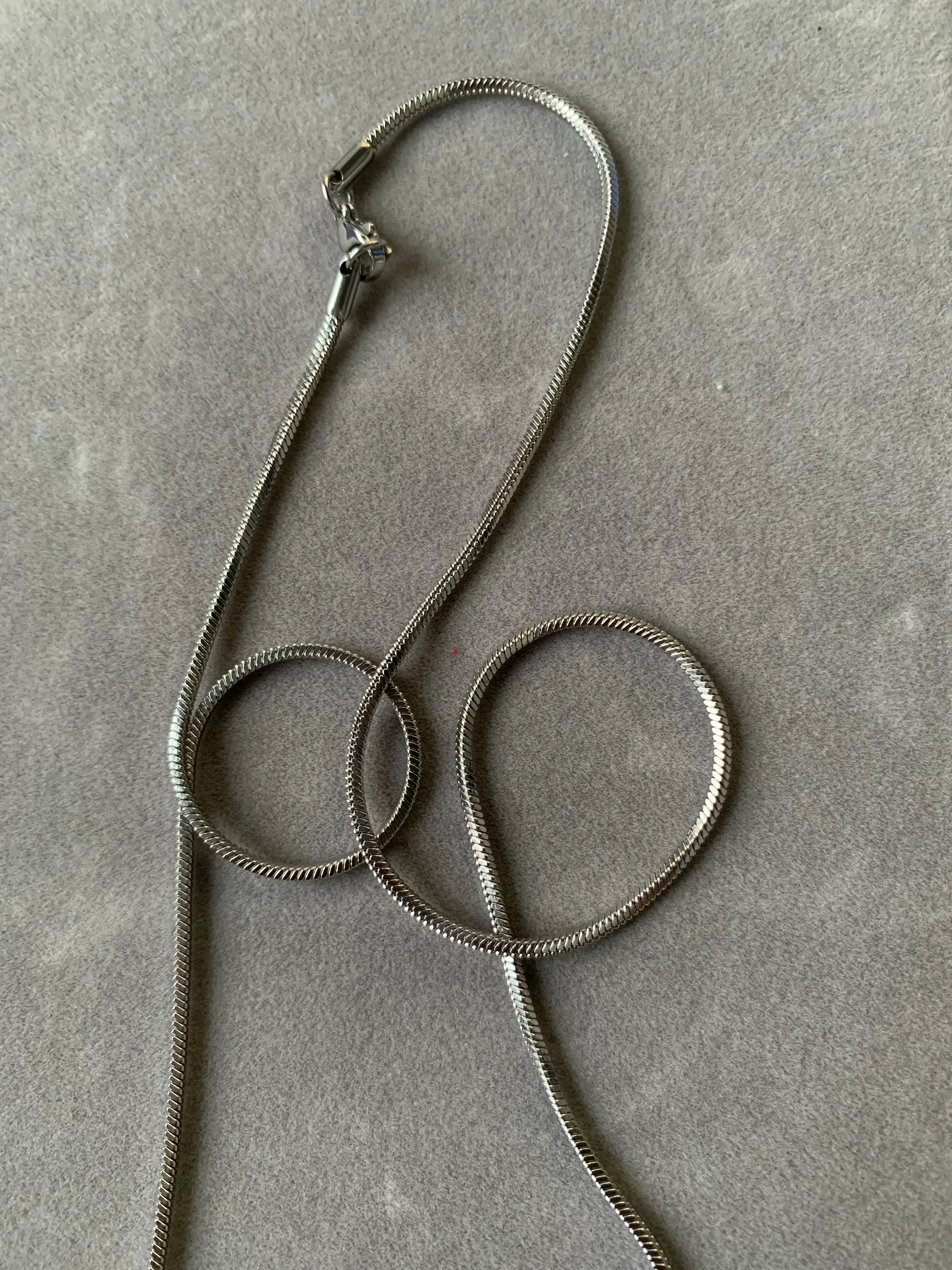 Cadena sencilla serpiente  2