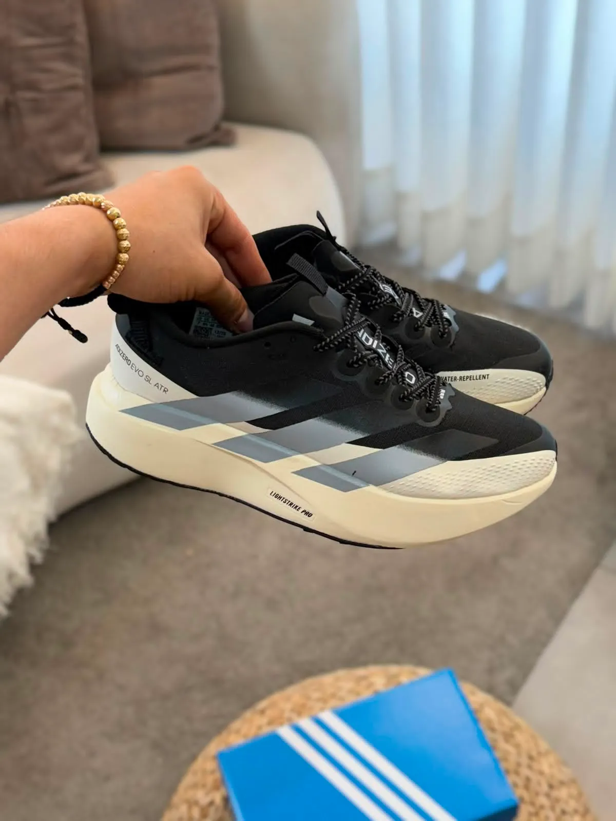 🙋‍♂️ADIDAS ADIZERO EVO  2