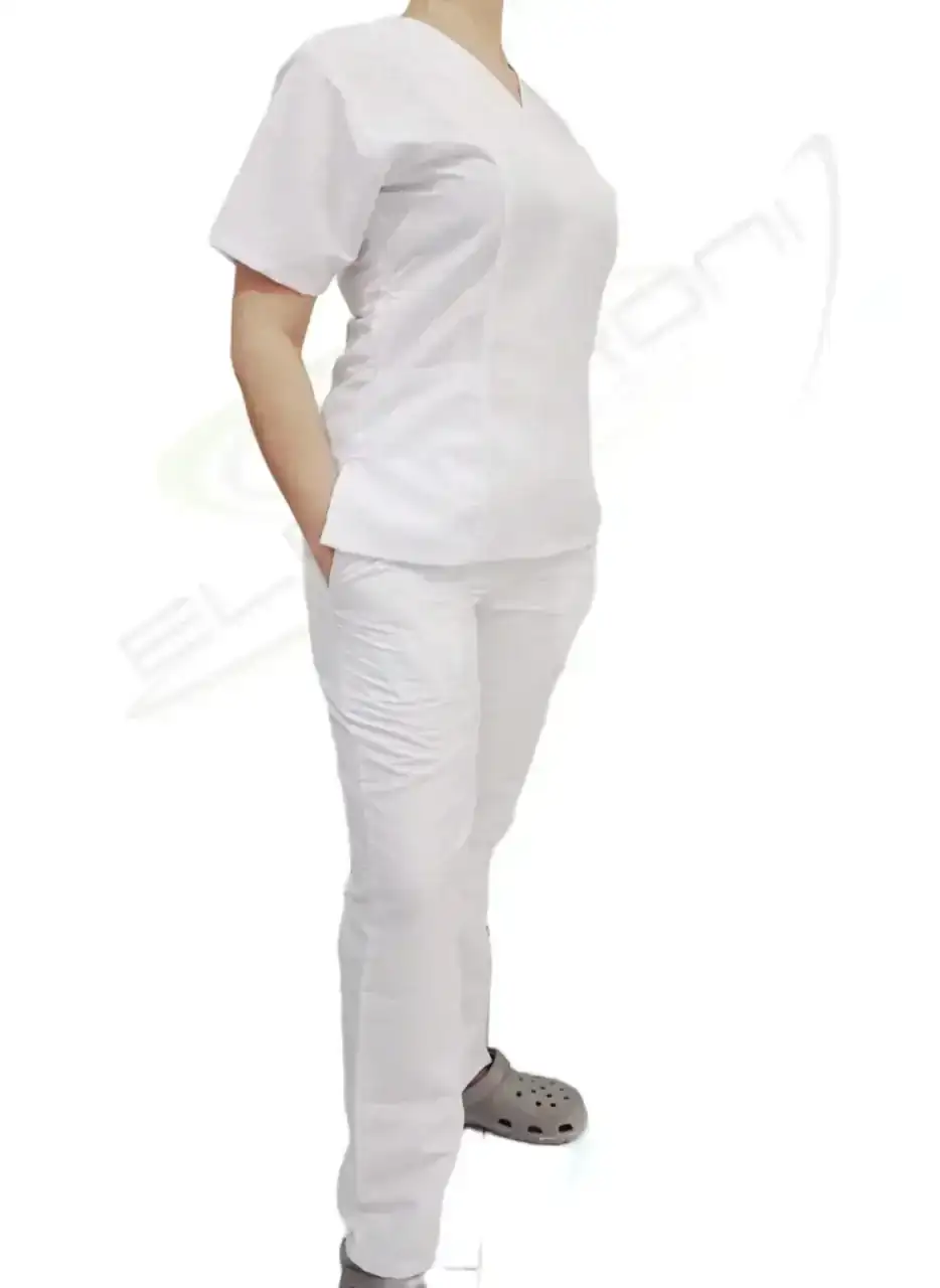 Uniforme Dama Antifluido Cuello V Blanco 