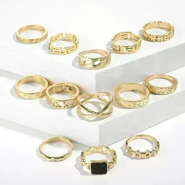 Set x13 Anillos Cuadrado Dorados REF: MA15 3