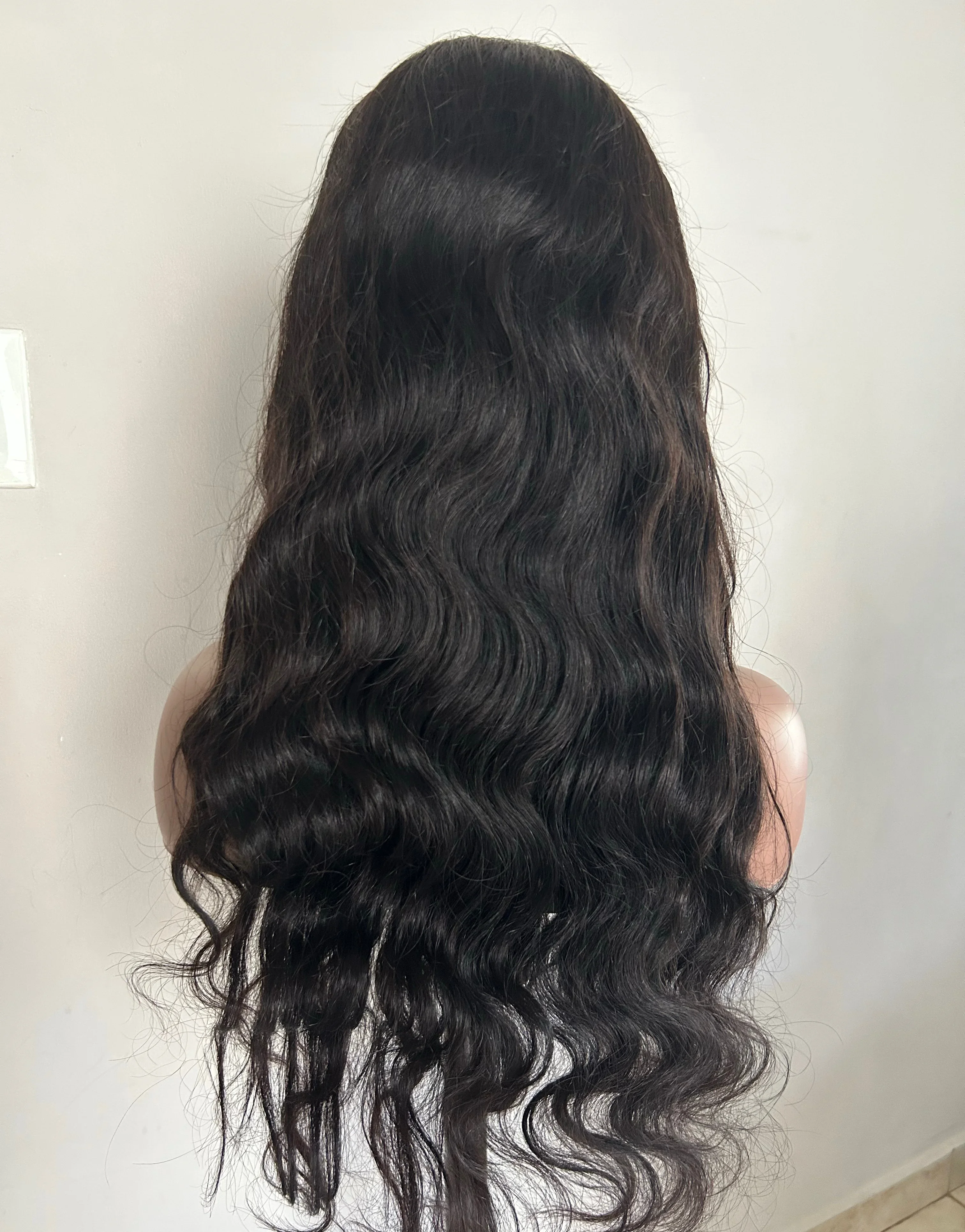 Peluca ondulada de 26”  3