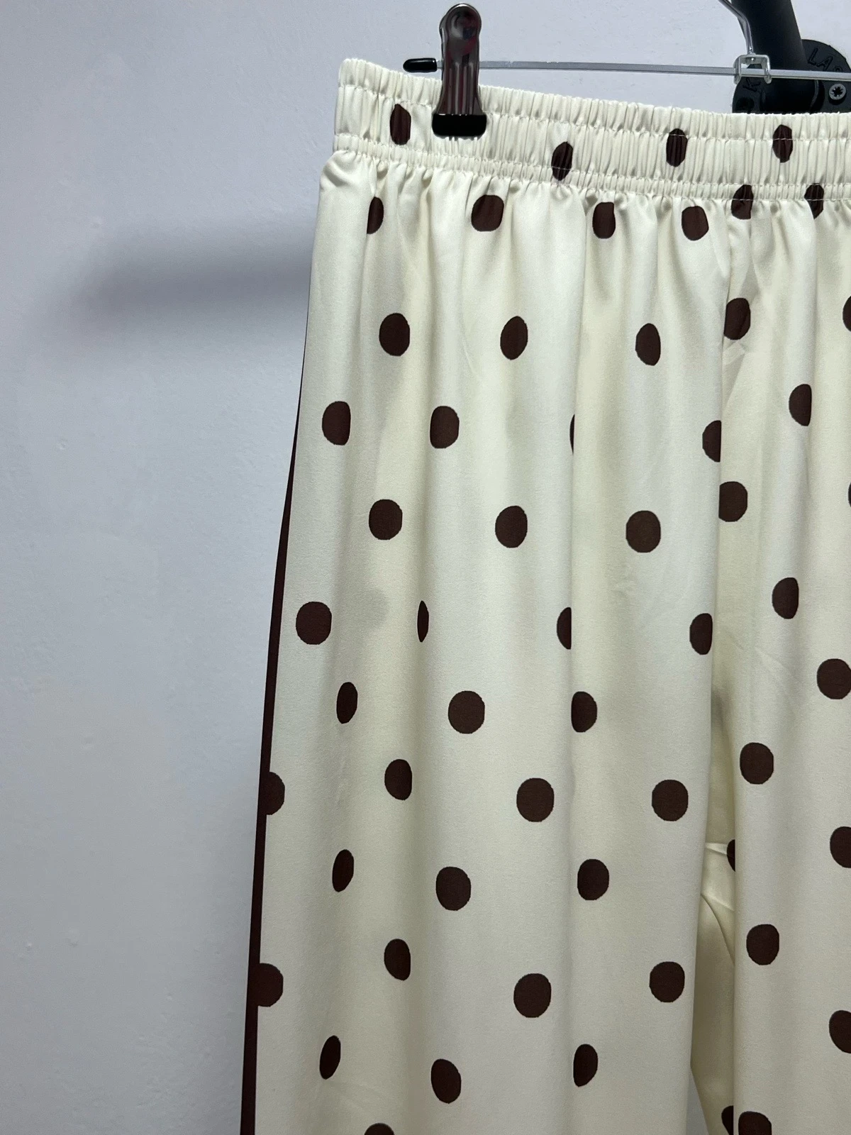 pantalon Lunares ligero 4