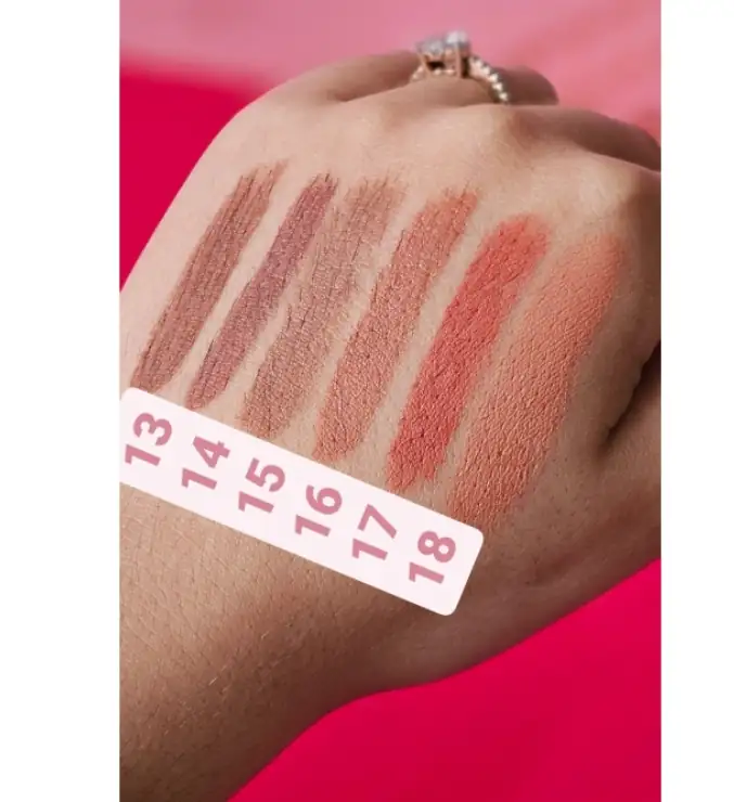 Labial + delineador Ushas 2