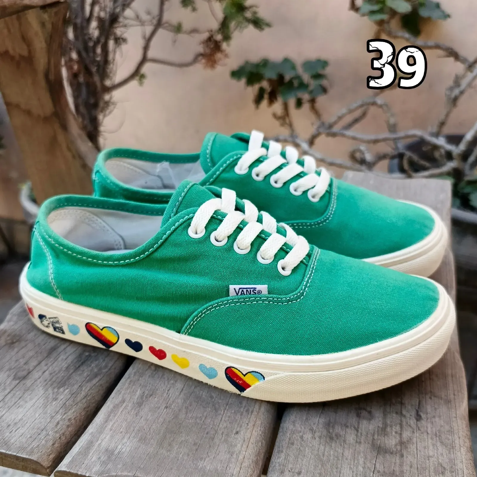 Vans 