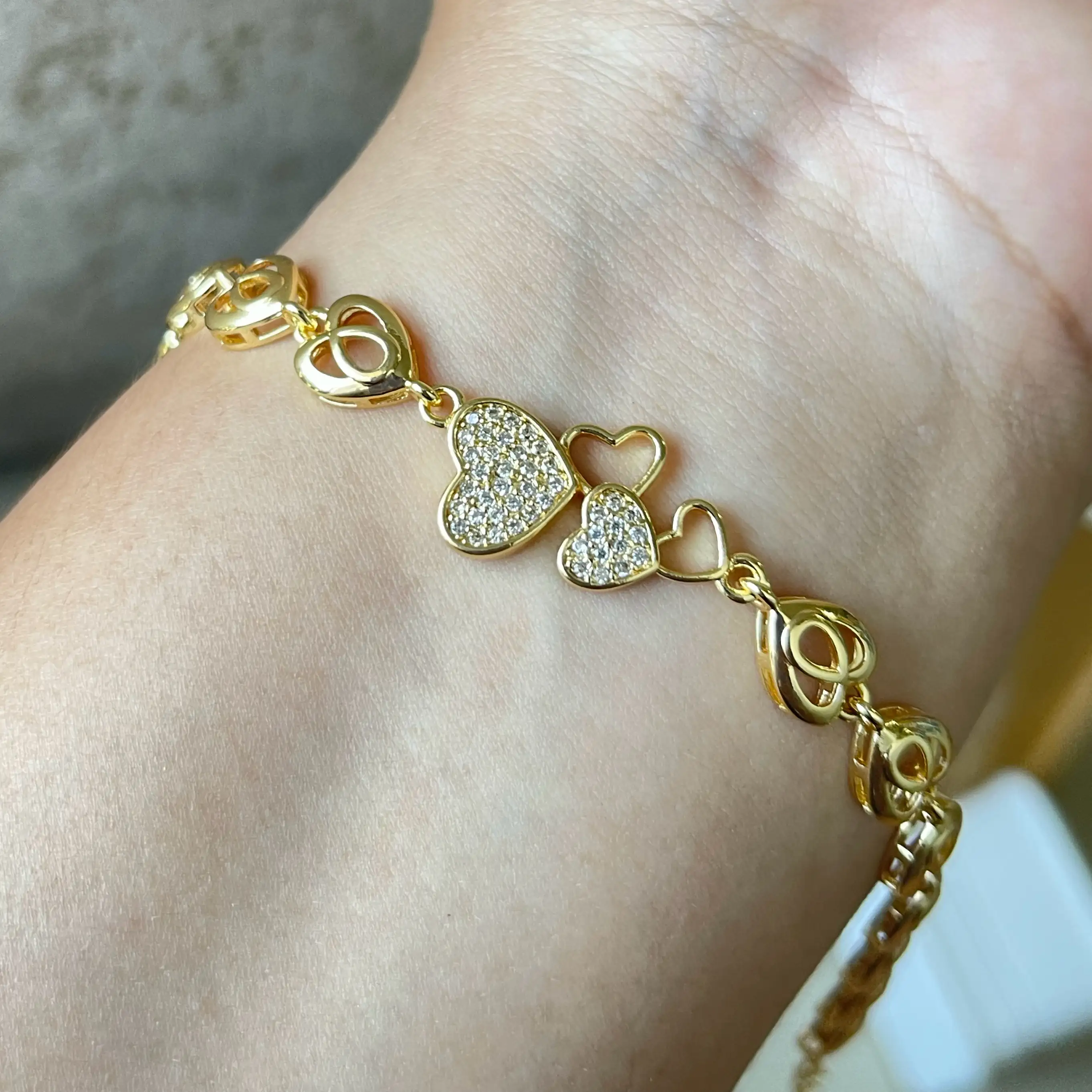 PULSERA CORAZONES