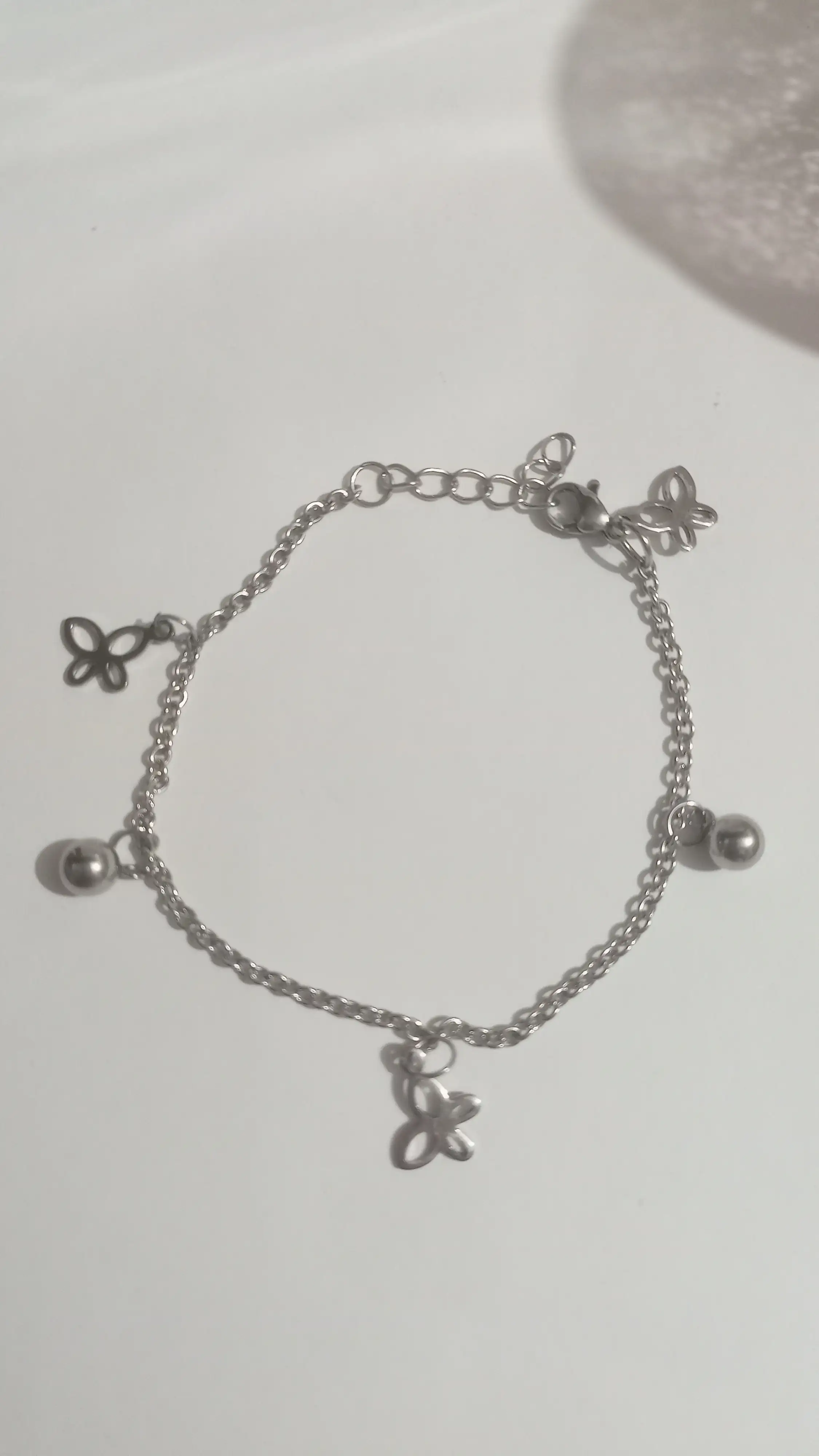 Pulseras con bolitas y mariposas🦋🦋 3