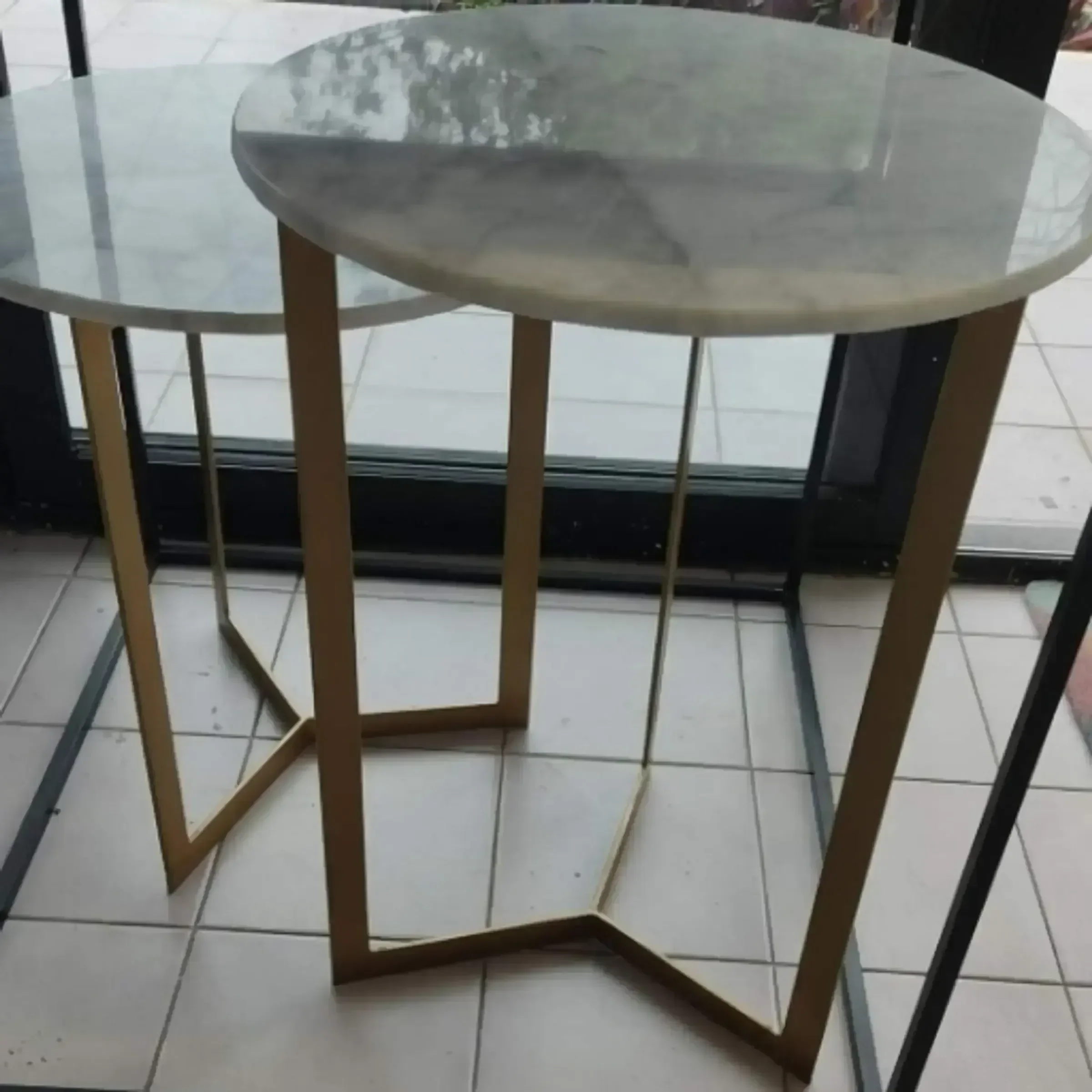 Juego de mesas Cali 40  2