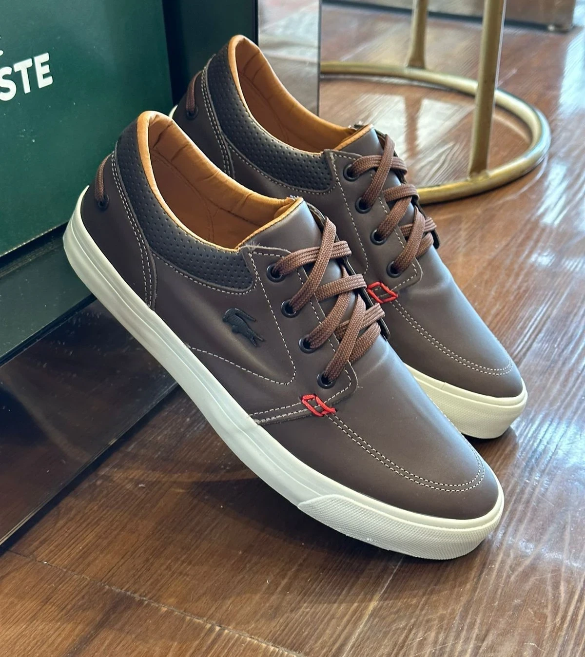 SAPATÊNIS LACOSTE COURO