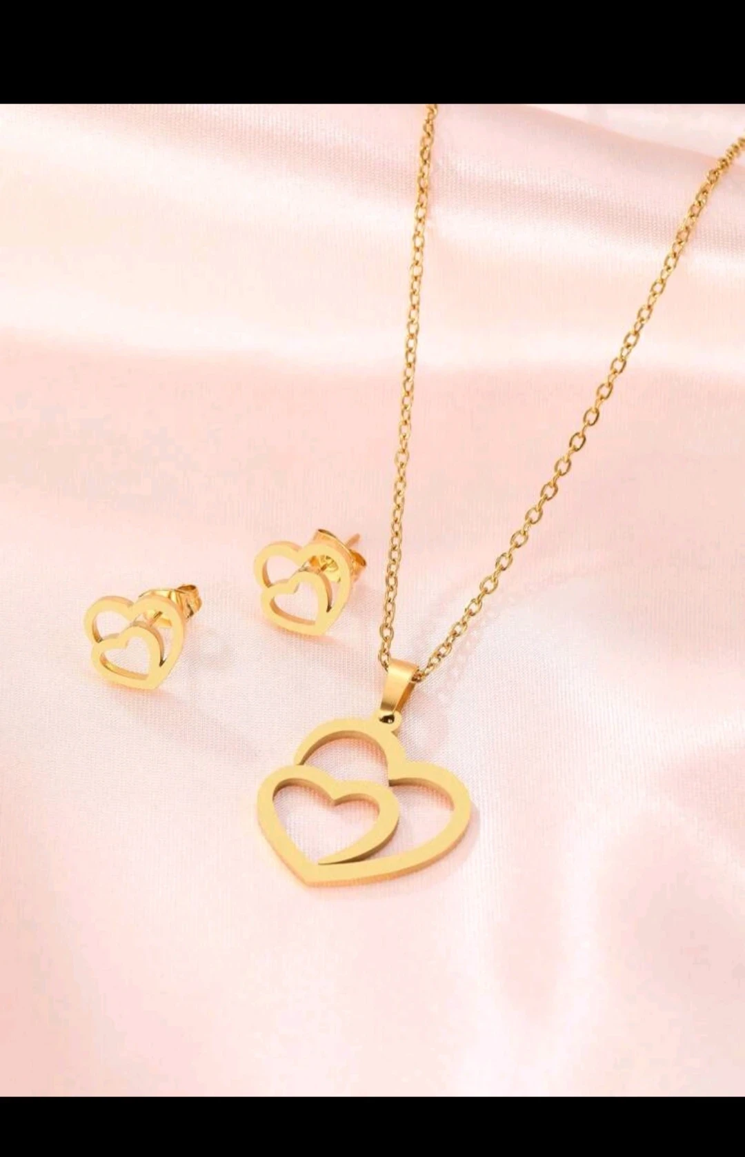 Set de collar y pendientes con diseño de corazón ❤️ 4
