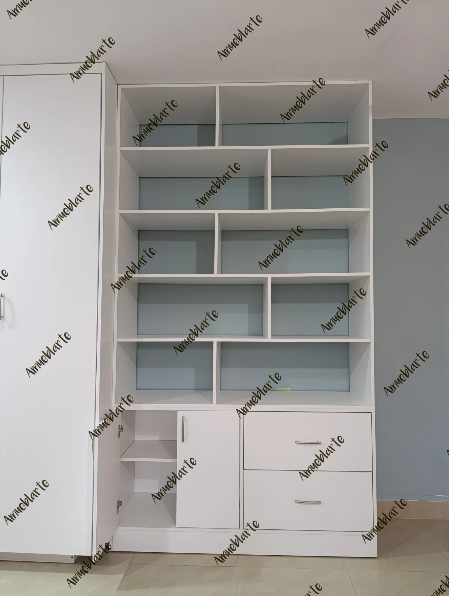Estantería con cajones y puertas  2